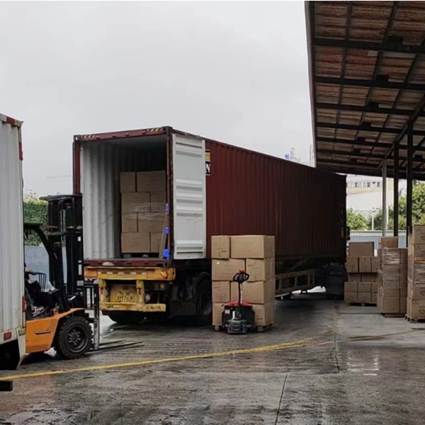 Container shipment Container shipment